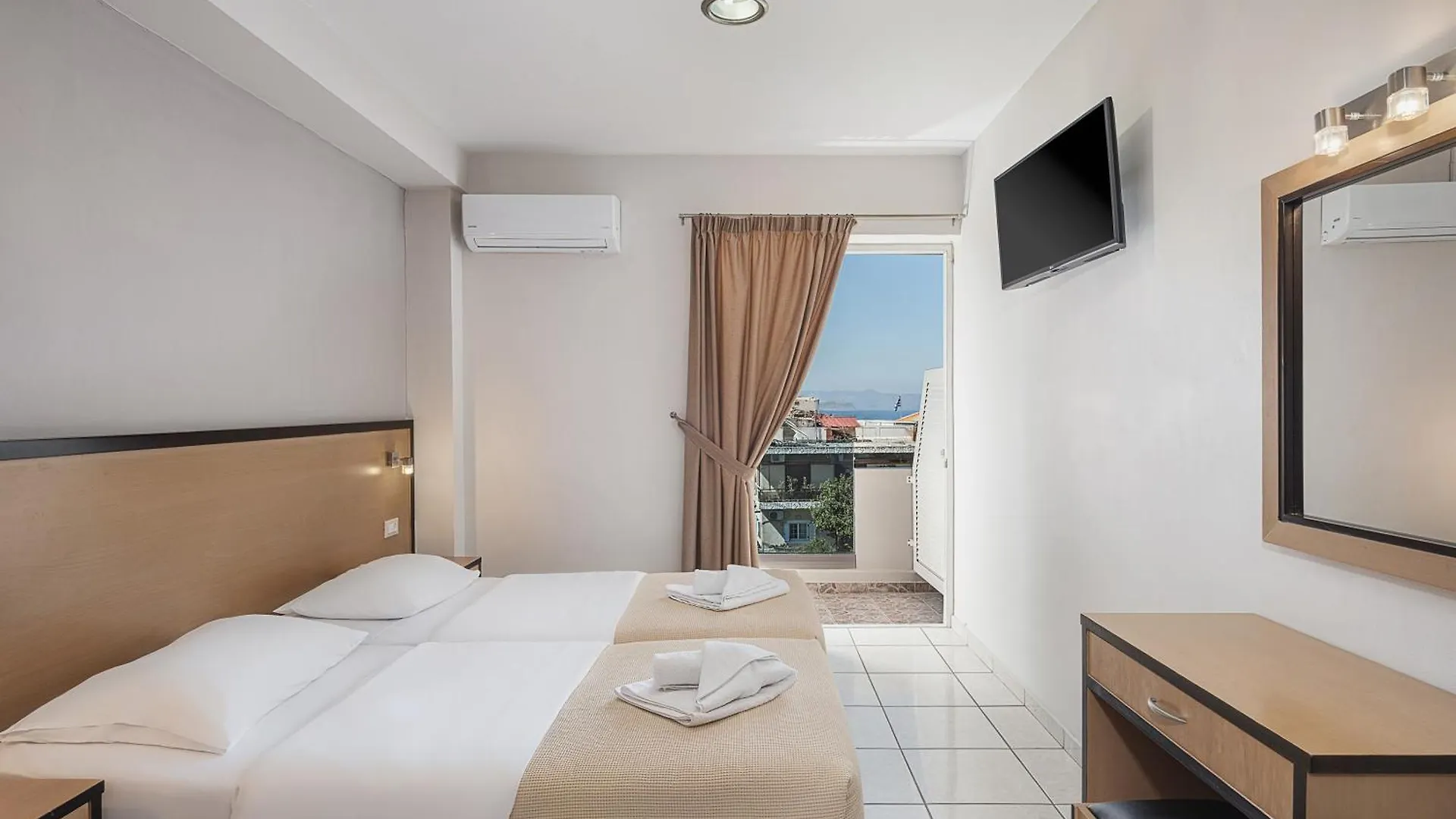 Theofilos City Hotel Chania  0*, Chania (Crete) Greece