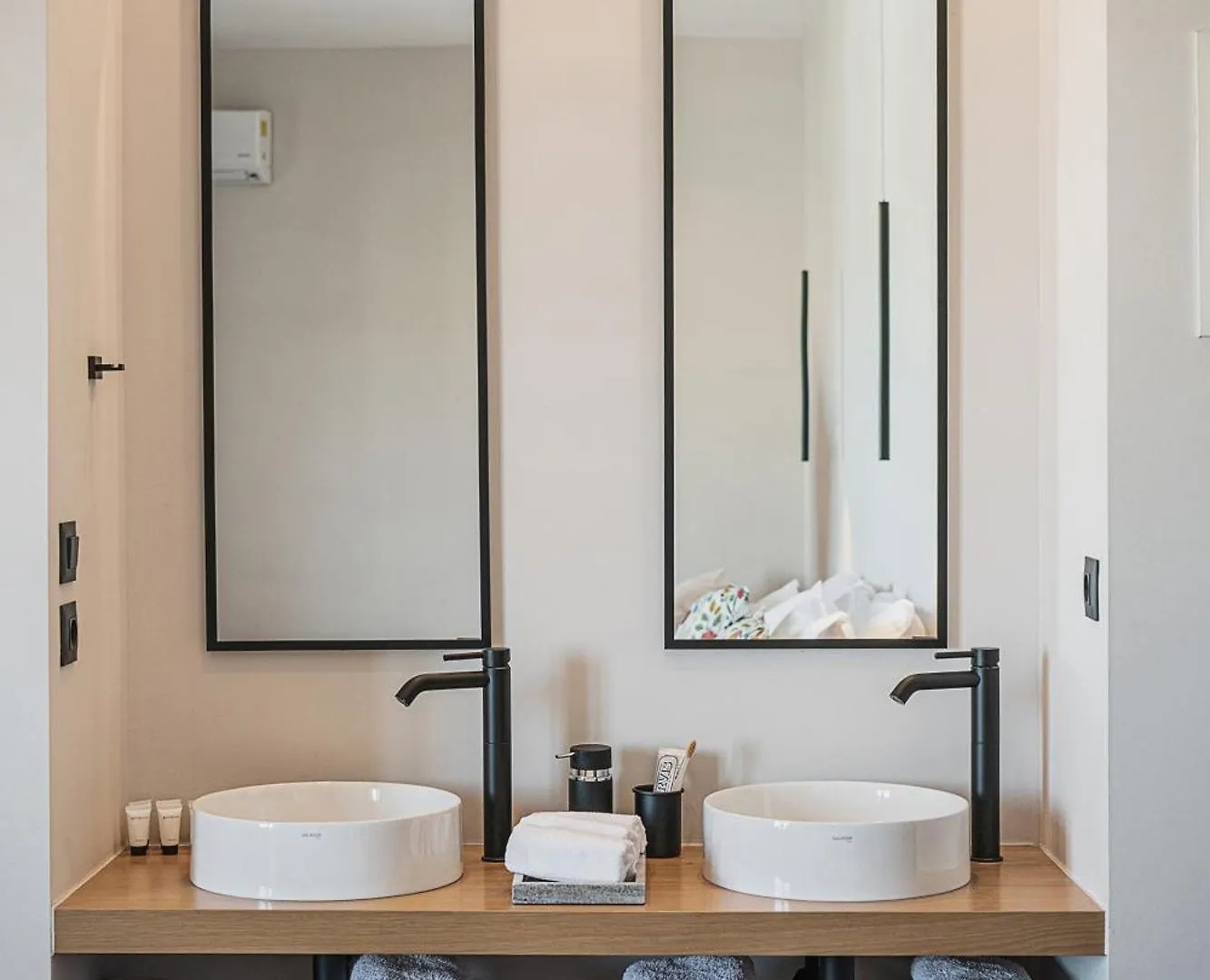 Theofilos City Hotel Chania  0*, Chania (Crete) Greece
