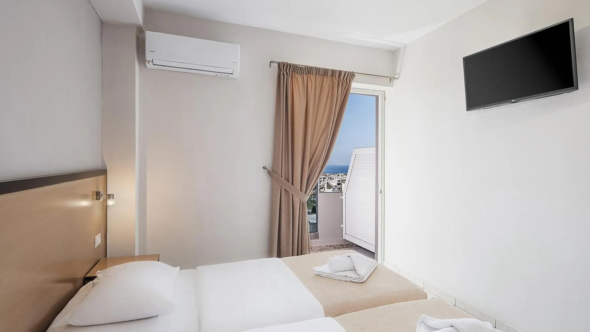 Theofilos City Hotel Chania  0*, Chania (Crete) Greece